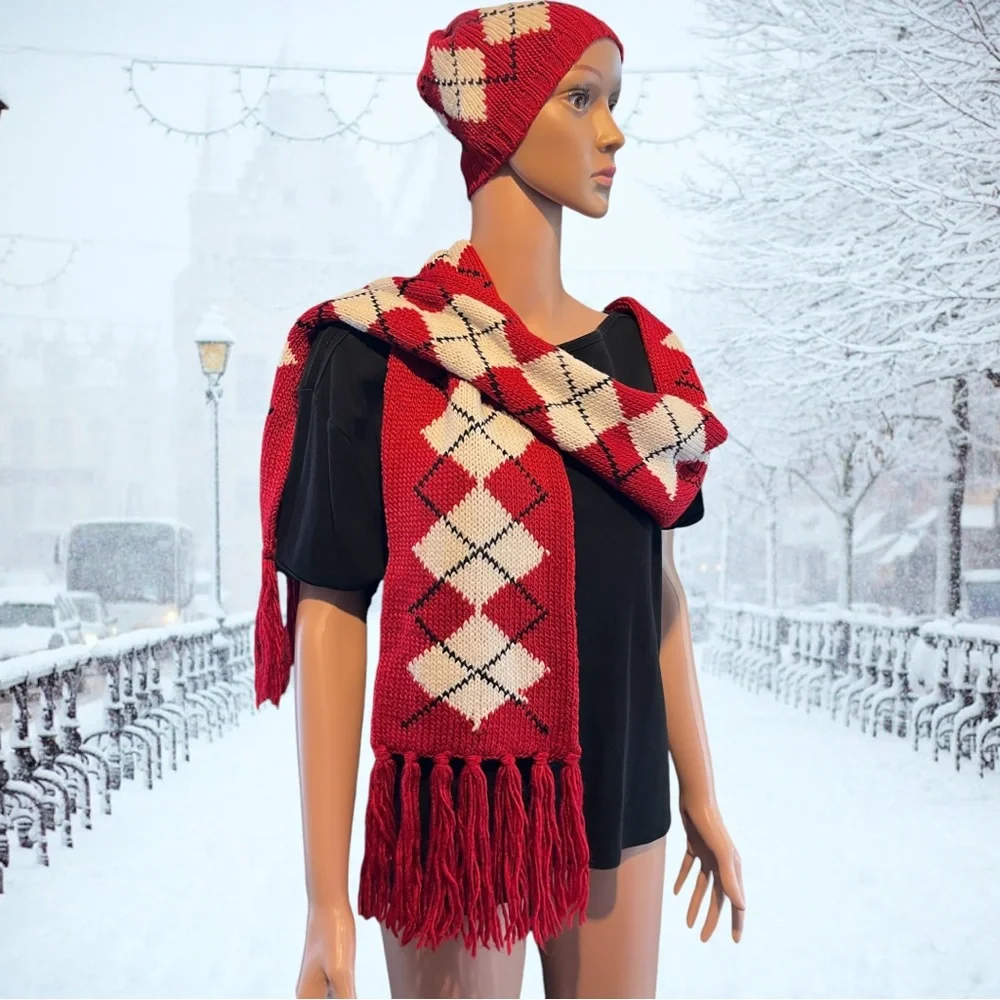 New York & Company Beanie Hat and Matching Scarf 2pc set, Red White Black | OS - Picture 1 of 13